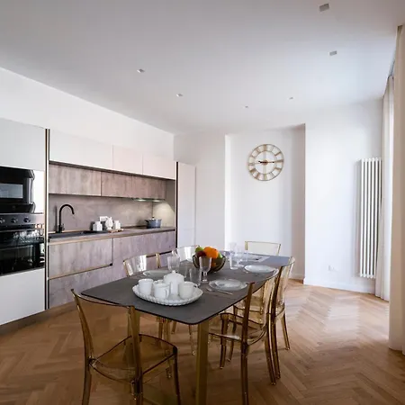 Palace Ducrot Apartmán